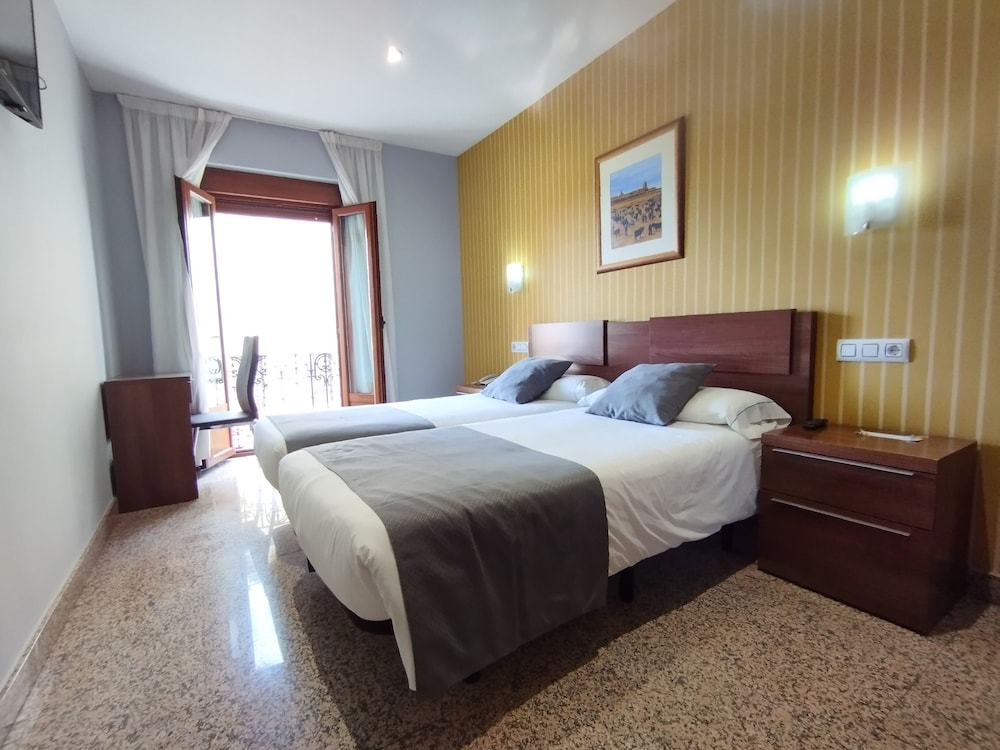 Panoramic Twin Room
