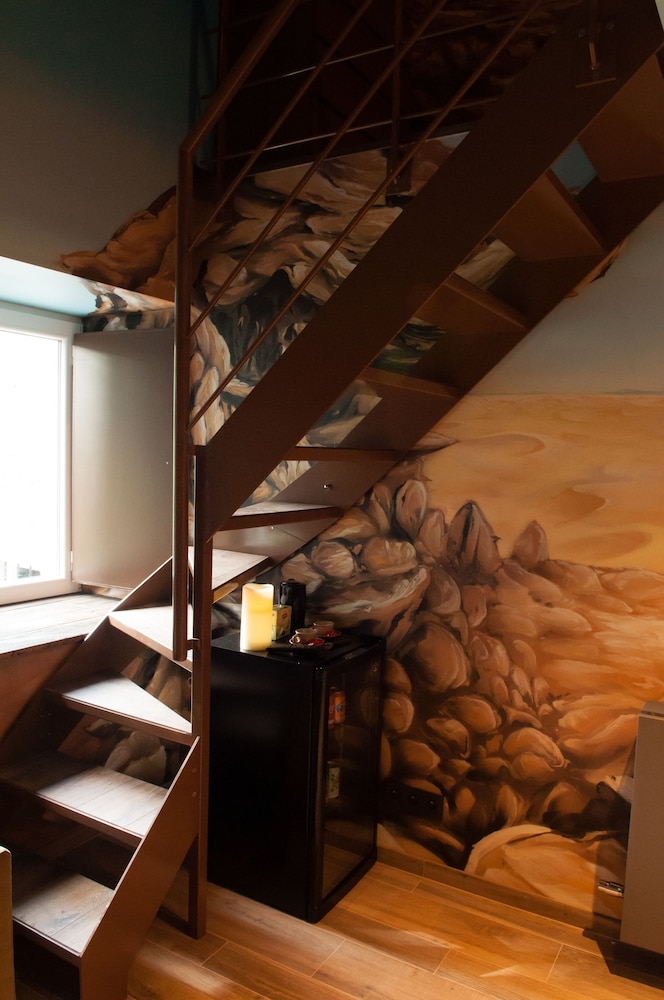 Kalahari Room, Mezzanine photo 2