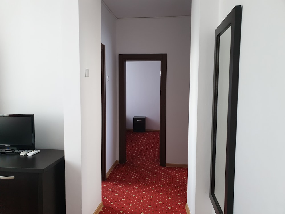 Family Apartment, 2 Bedrooms photo 3