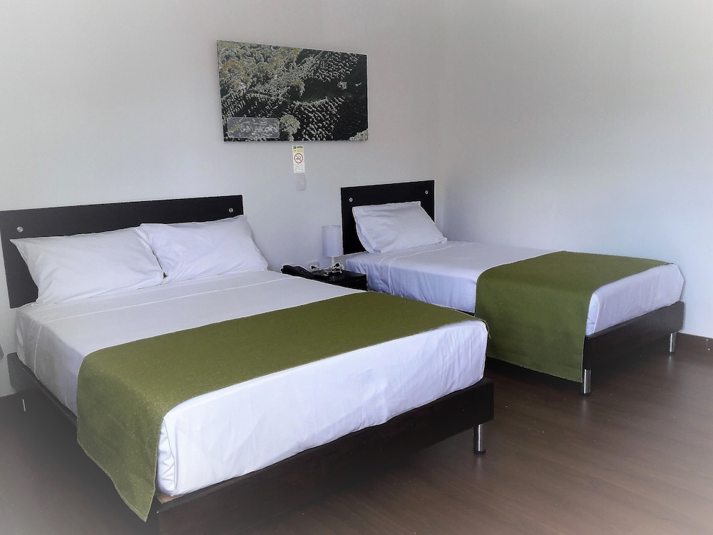 Triple Room, Multiple Beds photo 1