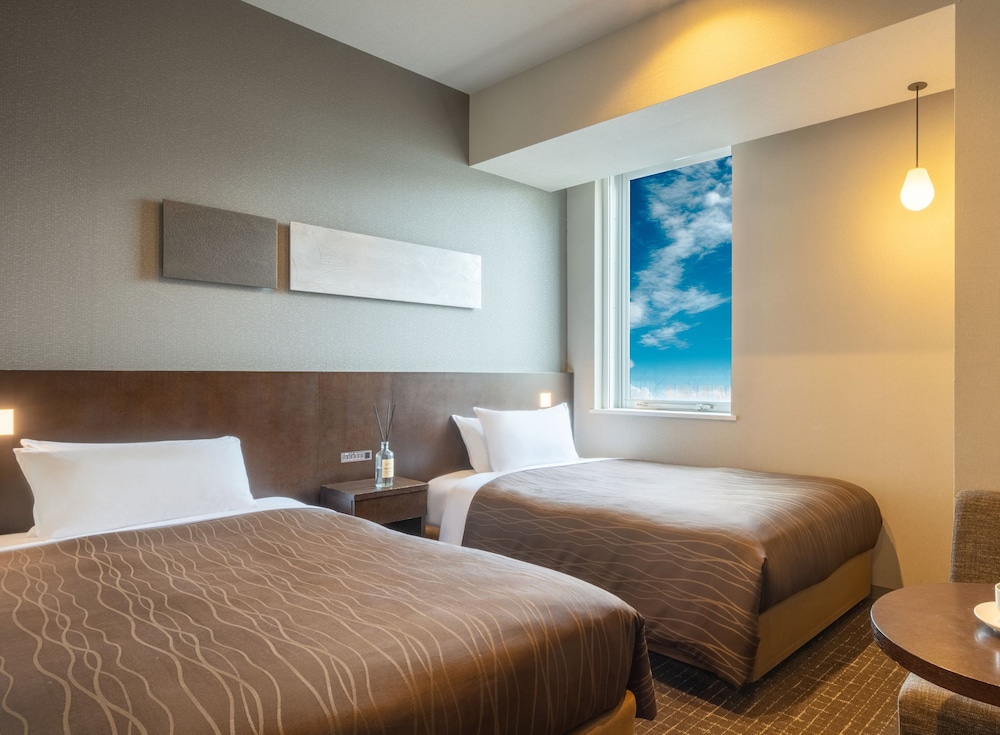 Compact Twin Room, Smoking