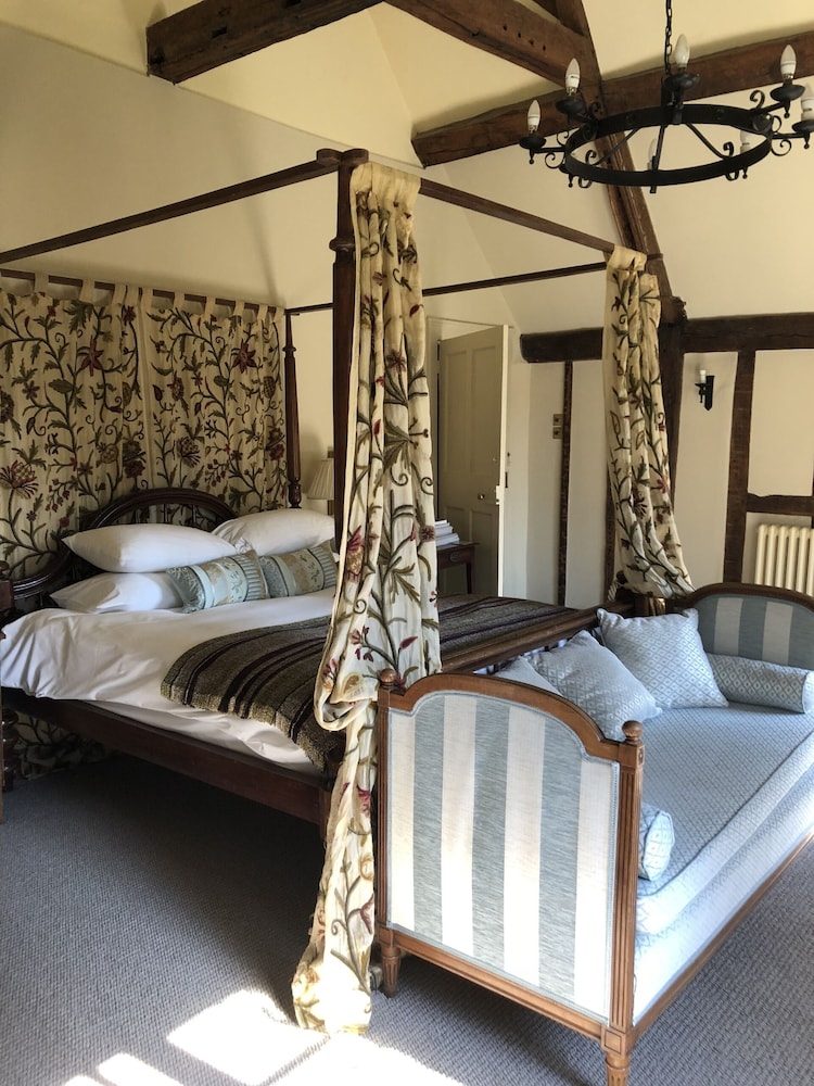 Luxury Double Room, Private Bathroom, Garden View (The Wingate Room) photo 3