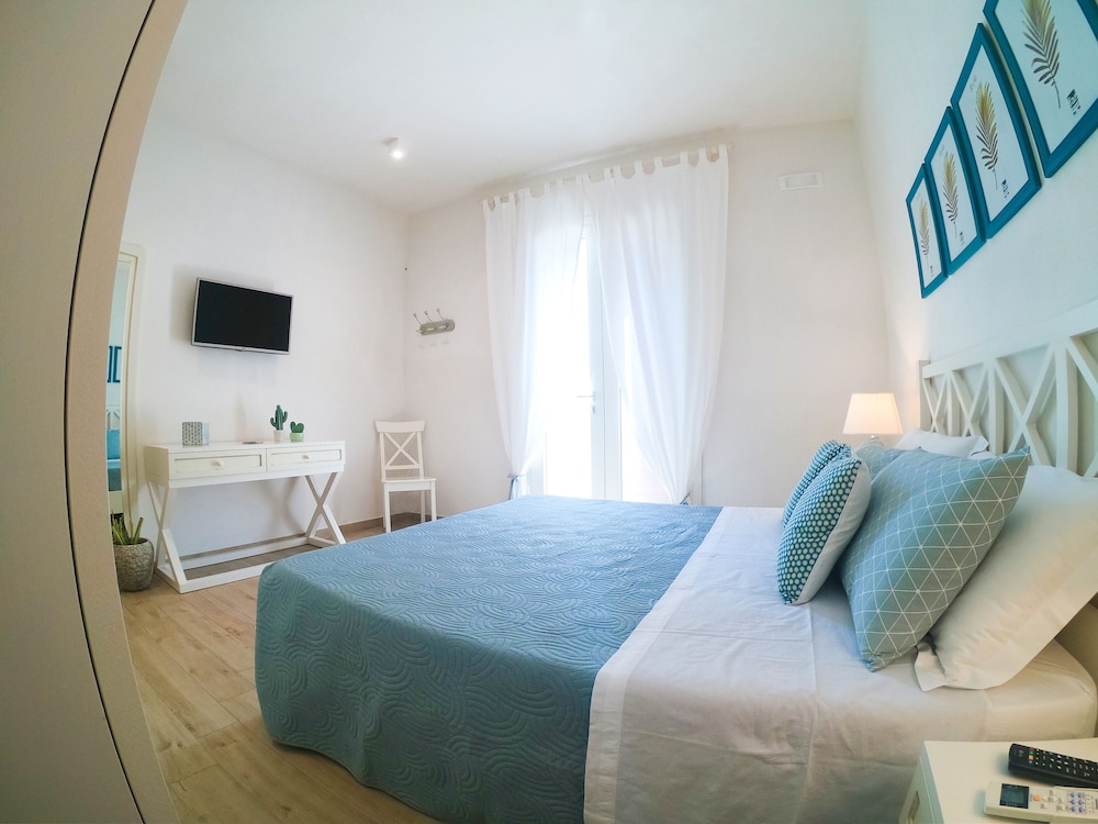 Family Quadruple Room photo 2