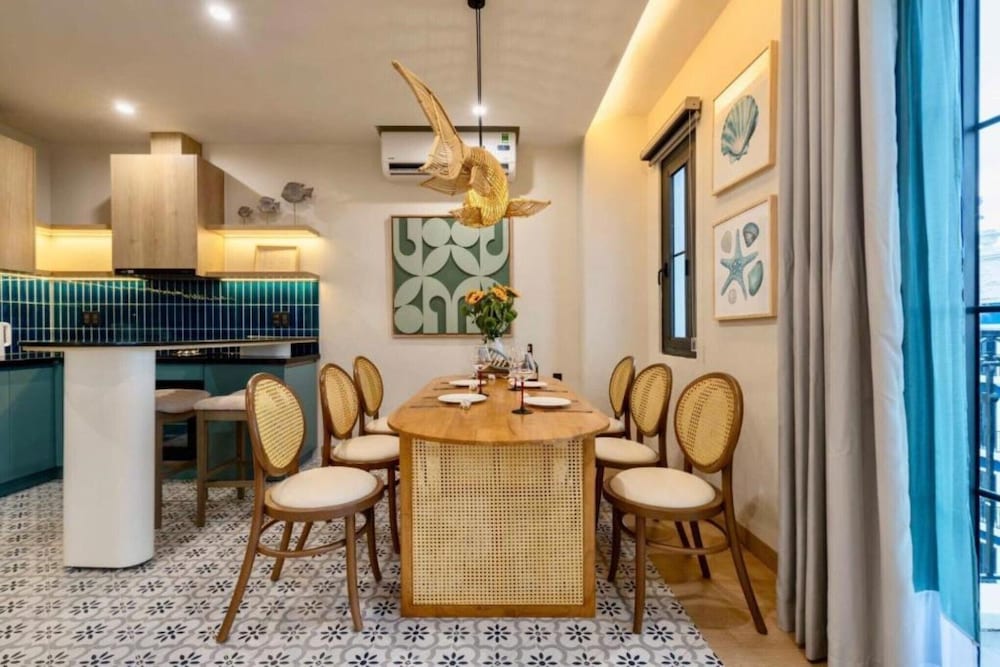 Apartment, 3 Bedrooms, Sea View