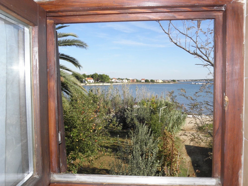 Apartment (Teo - 8m from the sea & parking - A2 )