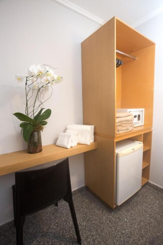Deluxe Quadruple Room - Photo 2