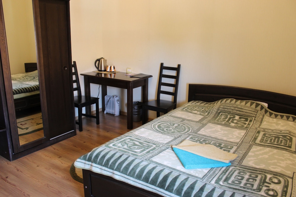 Standard Twin Room photo 3