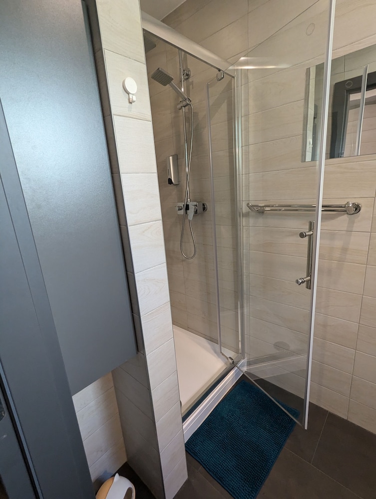 City Studio, Ensuite, Garden View (Meublé 3*) photo 2