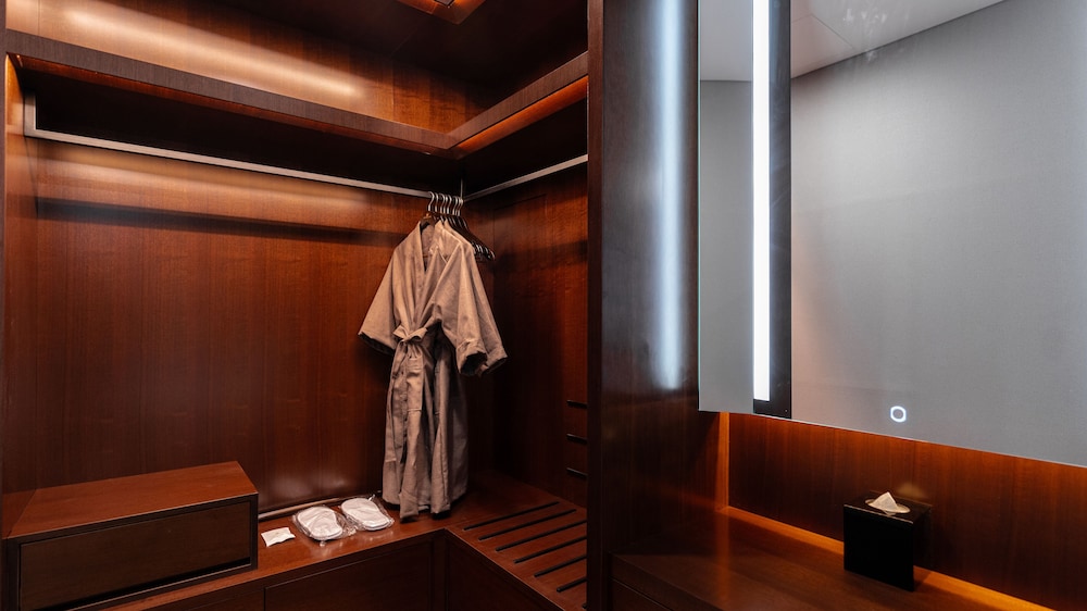 Royal Suite Room - Photo 9
