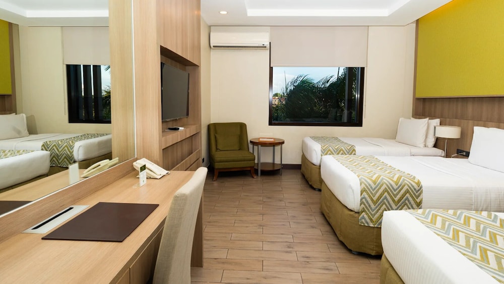 Superior Triple Room