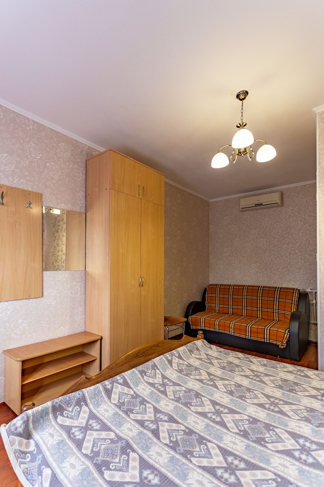 Standard Triple Room, Multiple Beds photo 3