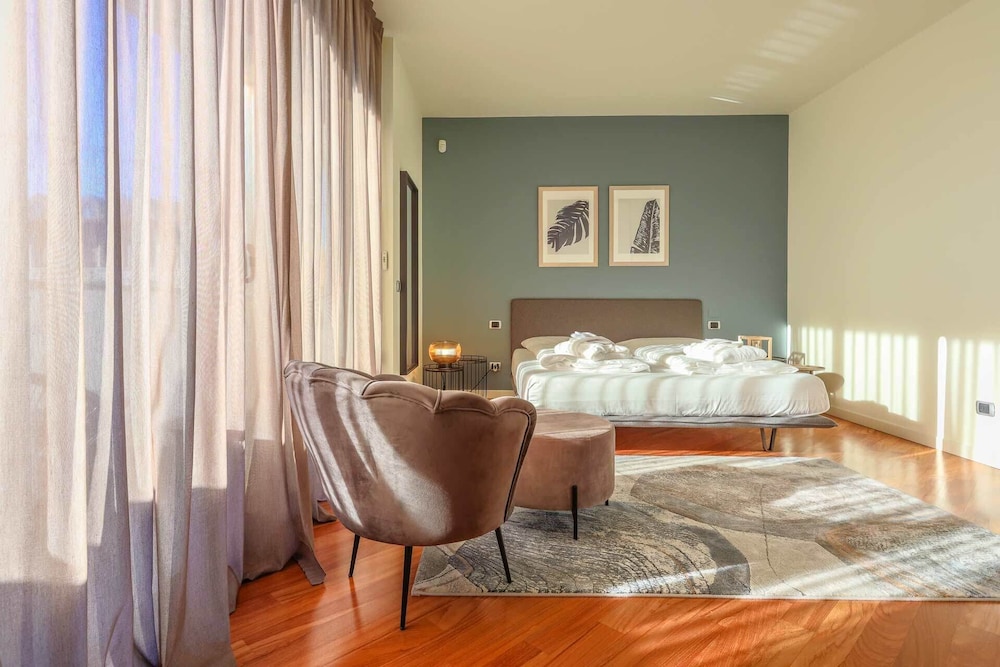 Luxury Apartment