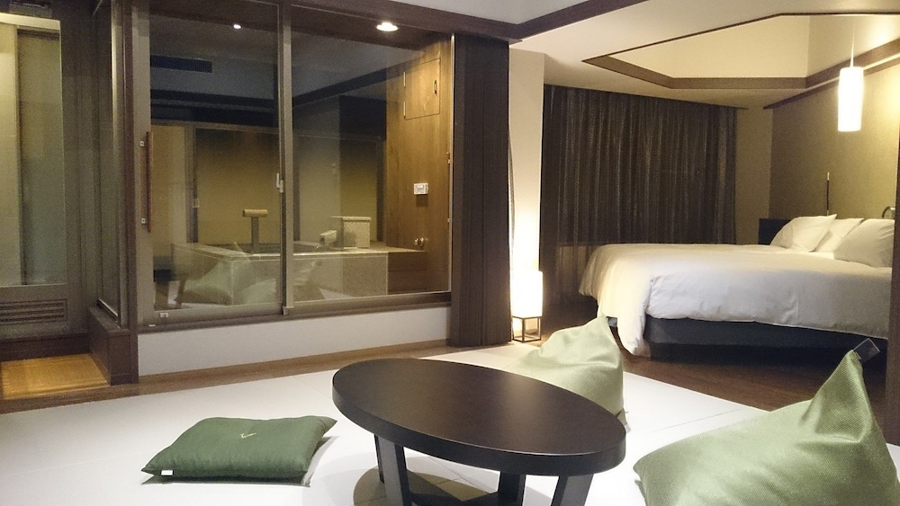 Main Building,Premier Deluxe Japanese Western Room with Private Open Air Bath, Non-Smoking photo 2