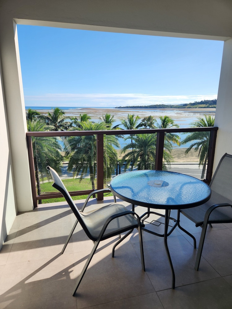Apartment, 1 Bedroom (Seafront) photo 2