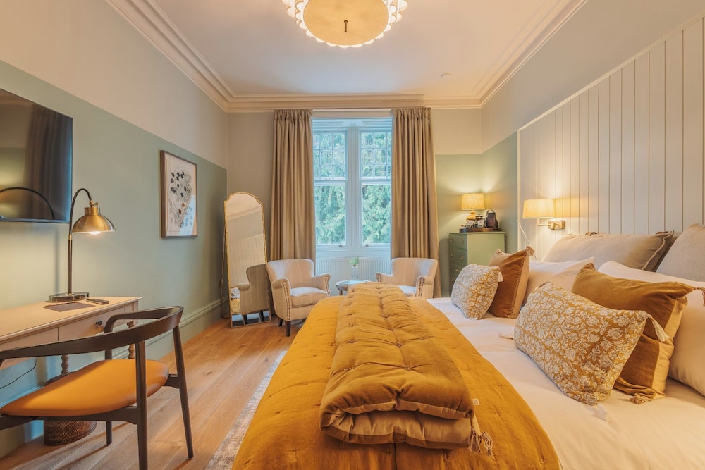 Mansion Room photo 2