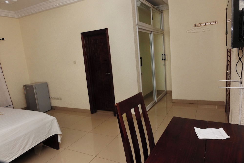 Basic Double Room Single Use photo 3