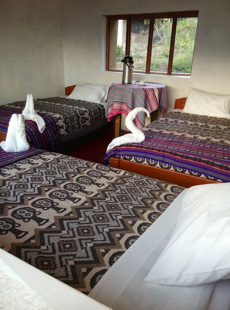 Basic Cabin, Multiple Beds, Ensuite, Resort View photo 3