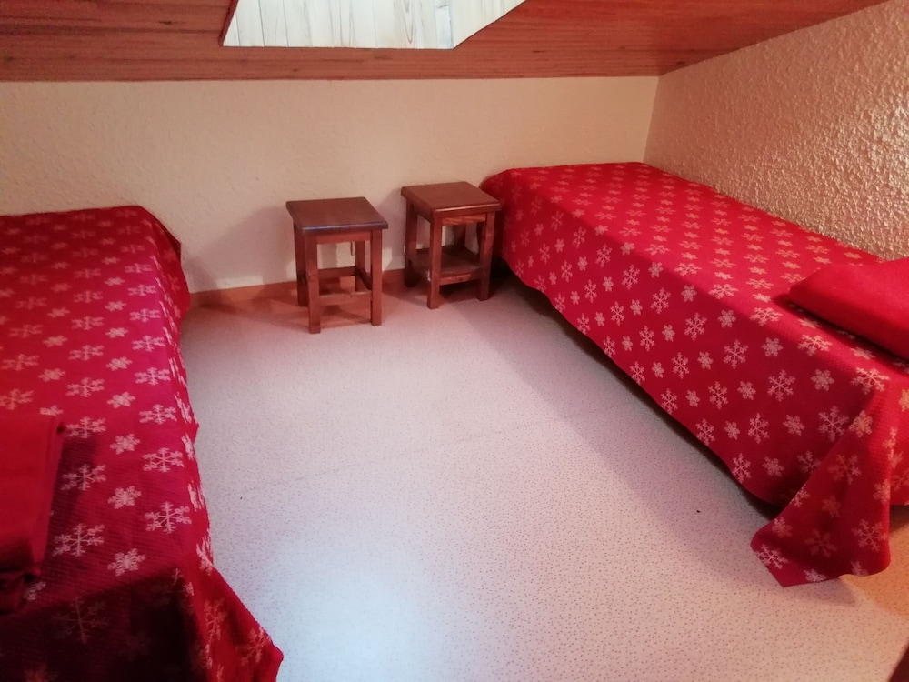 Apartment, 3 Bedrooms, Balcony 6 persons and 1 baby- 2 bathrooms