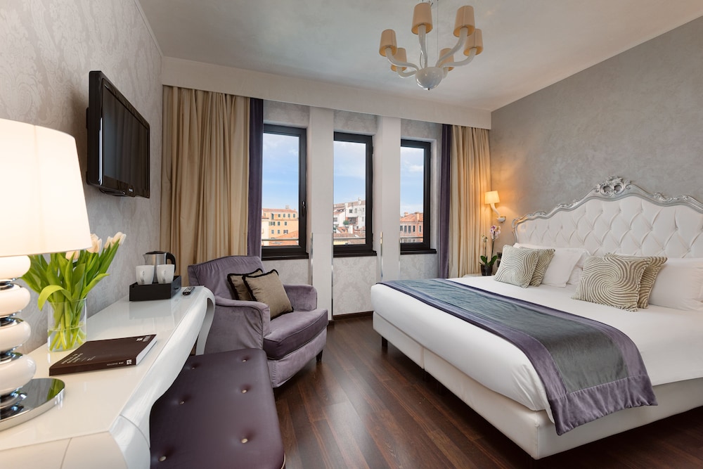 Classic Double or Twin Room photo 1