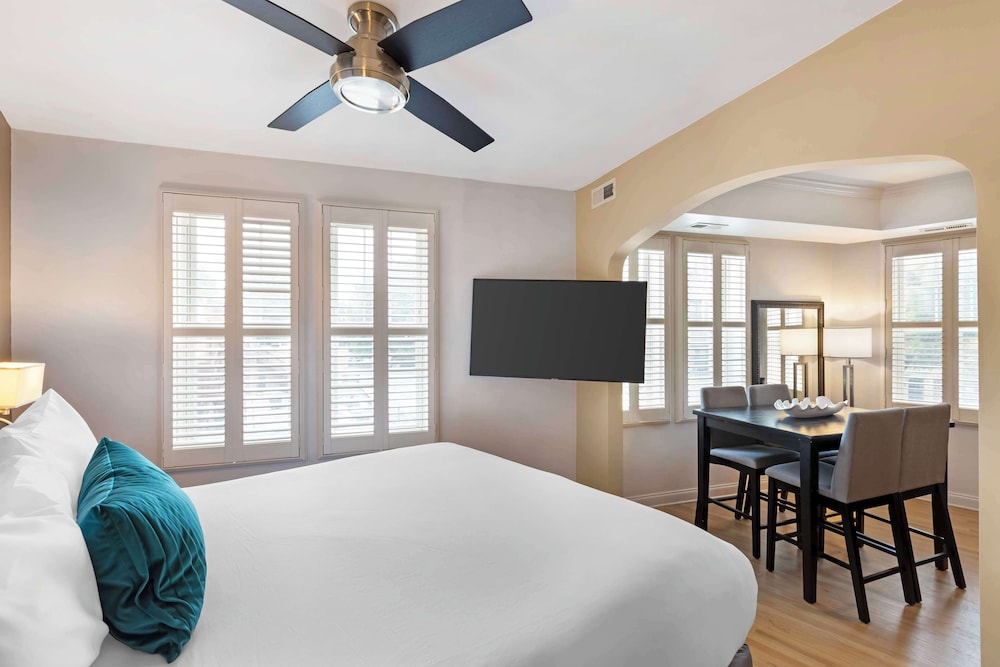 Suite, Multiple Beds, Non Smoking, Kitchenette (with Sofabed) - Photo 3