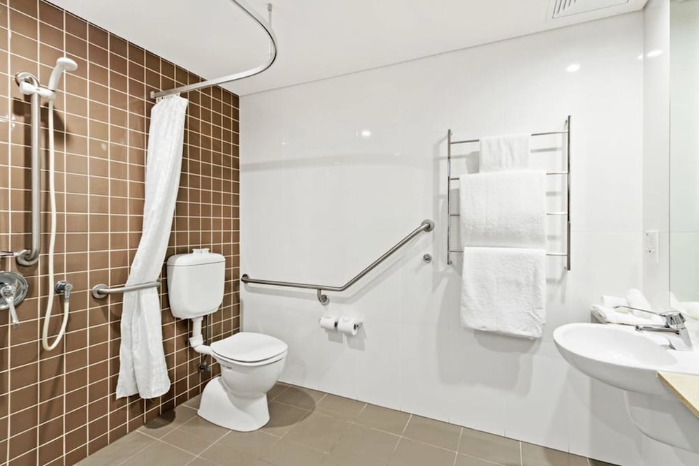 Deluxe Apartment, 1 Bedroom, Accessible - Photo 5