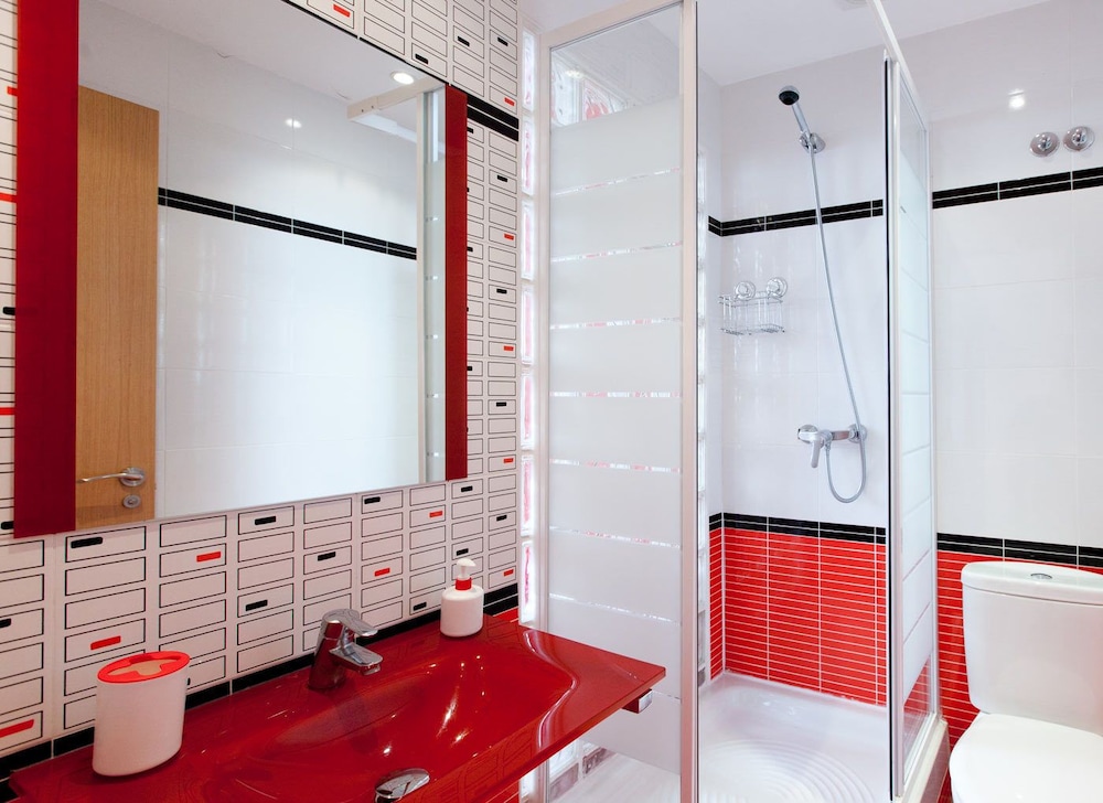 Triple Room, Private Bathroom - Photo 3