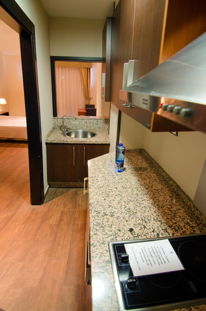 Triple Room (2ADULTS + 1CHILD) - Photo 8