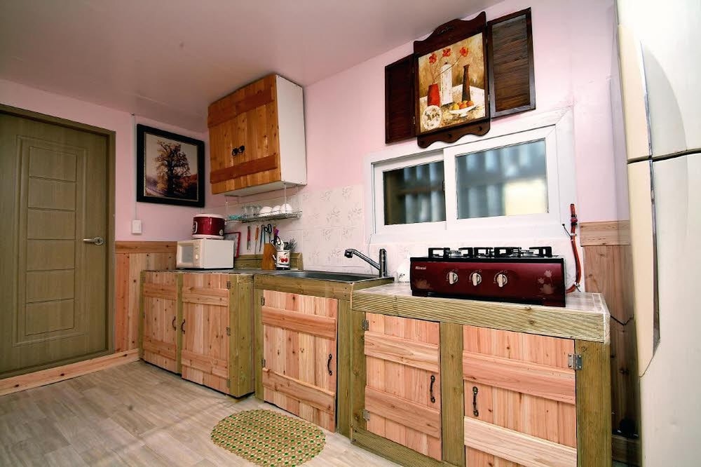 Basic Room, 1 Bedroom (Dokchae(Withpet)) photo 3