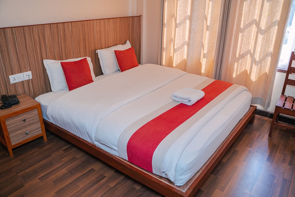 Deluxe Double Room - Photo 19
