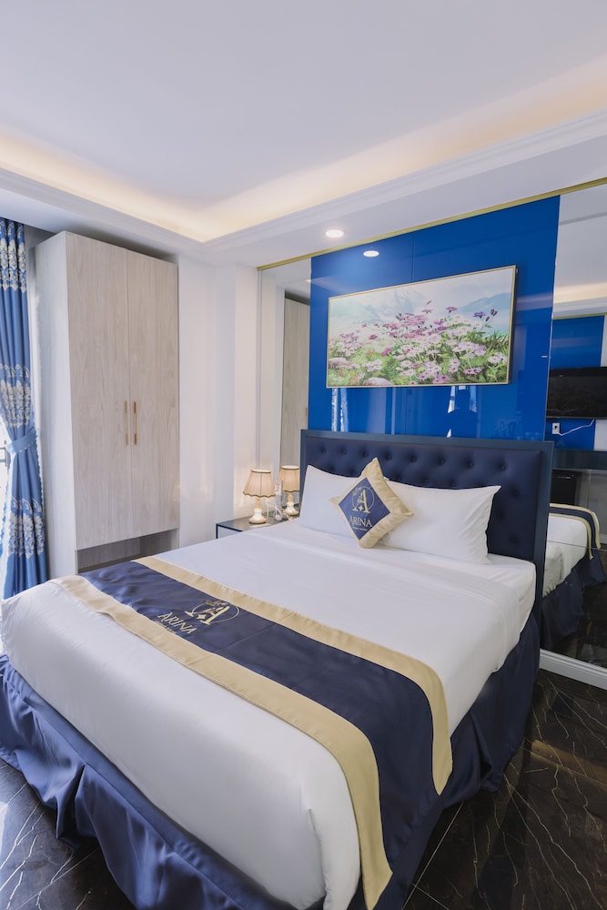 Quadruple Room, Balcony, City View photo 3