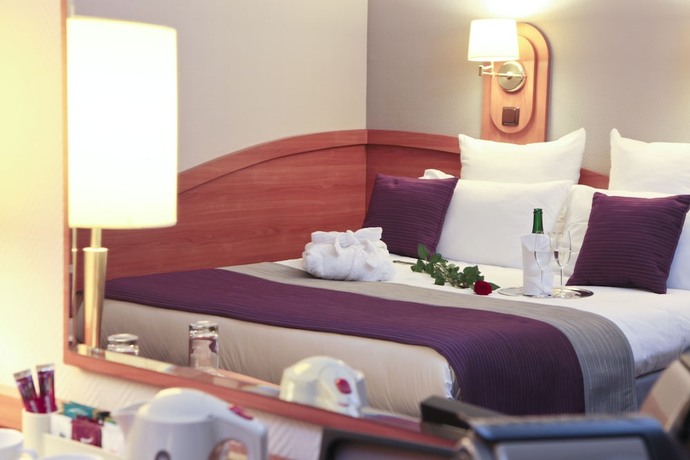 Superior Room, 1 Queen Bed with Sofa bed