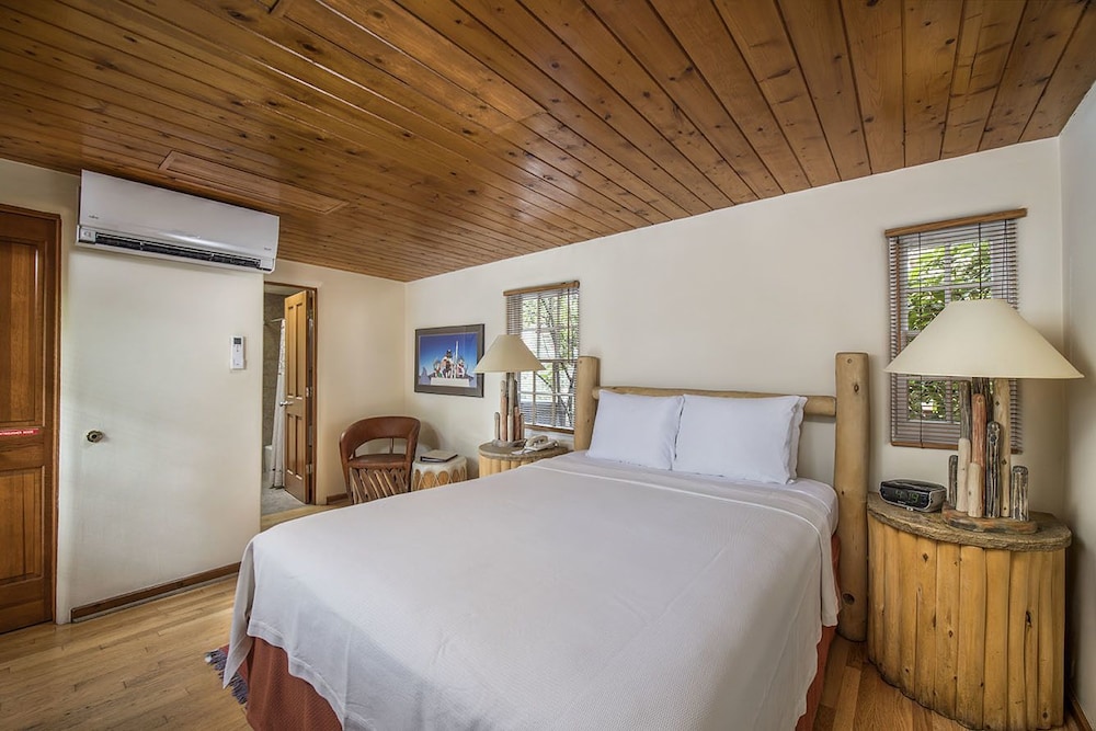 Traditional Room (Casita)