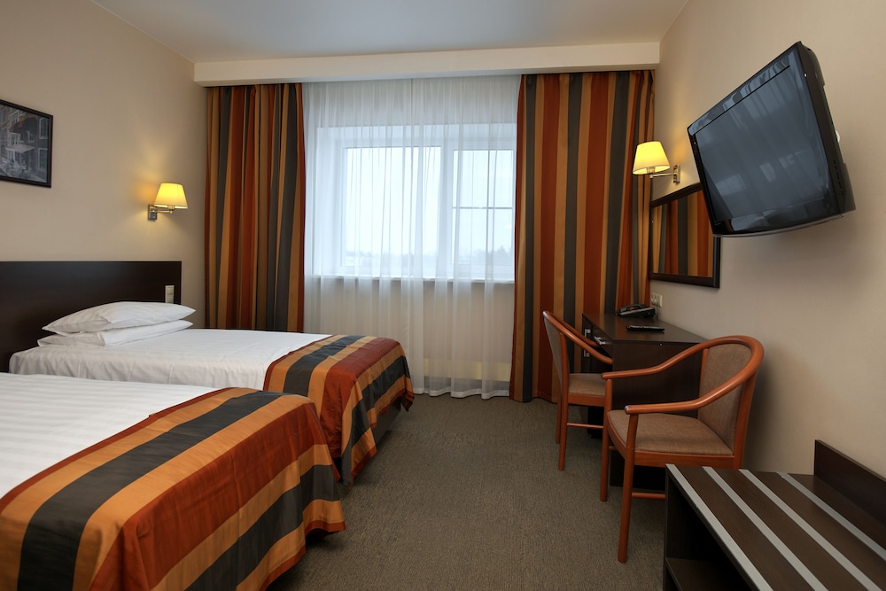 Standard Double or Twin Room photo 1