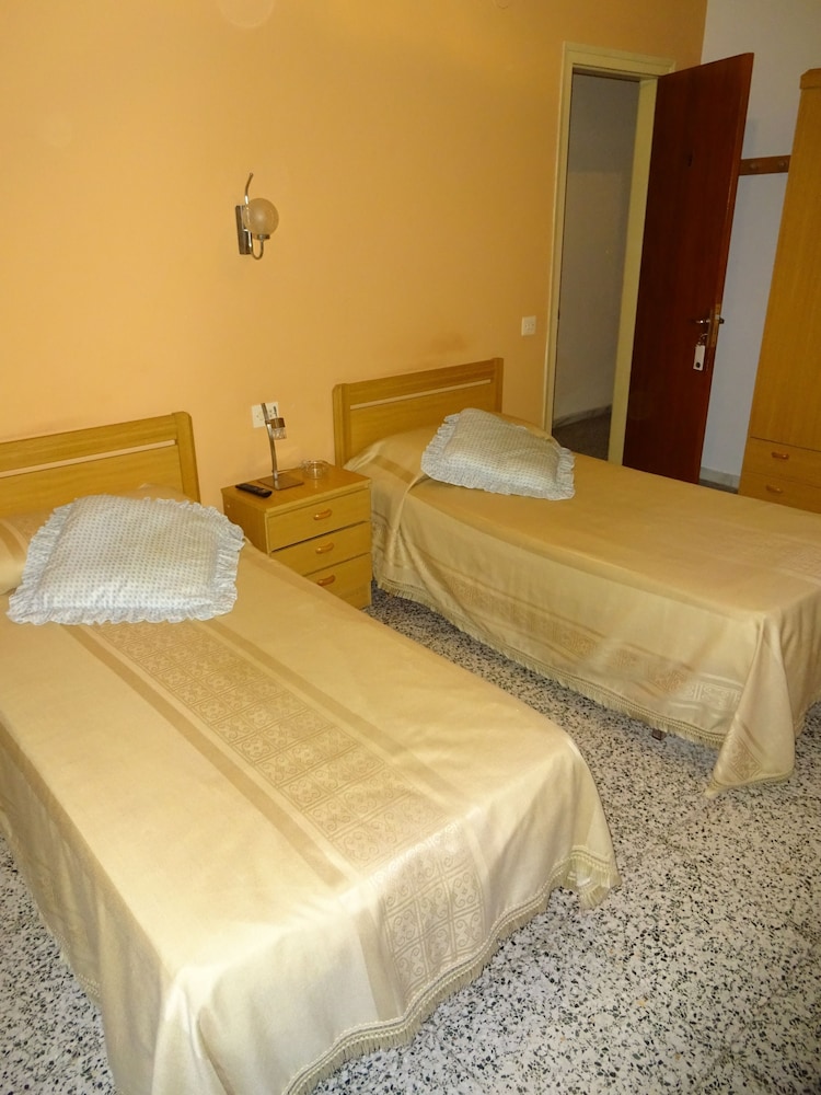 Habitación Doble Básica con baño compartido