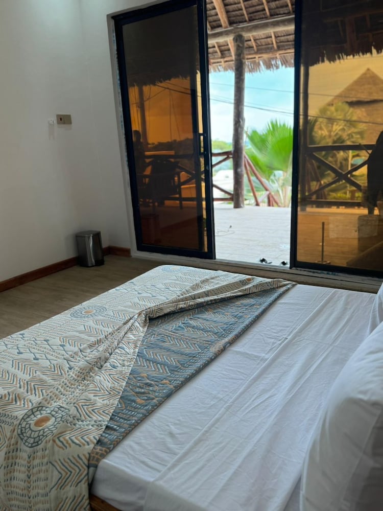 Deluxe Double or Twin Room, Sea View photo 1