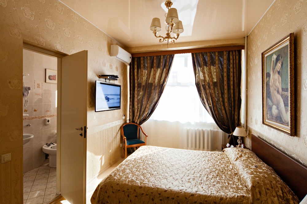 Standard Double Room photo 3