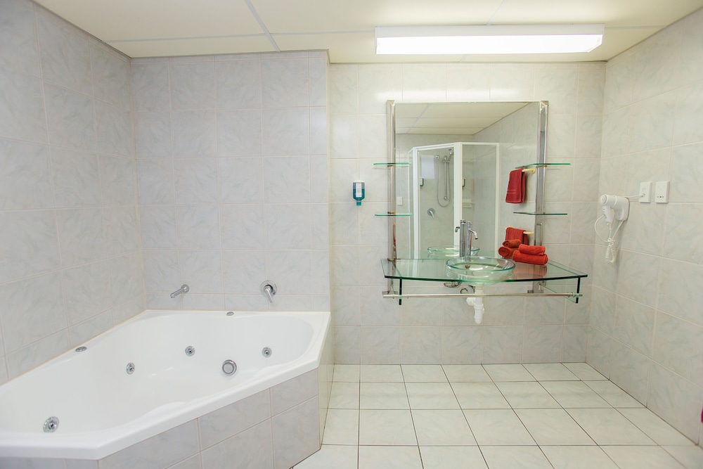 Room, Beachfront - Photo 3