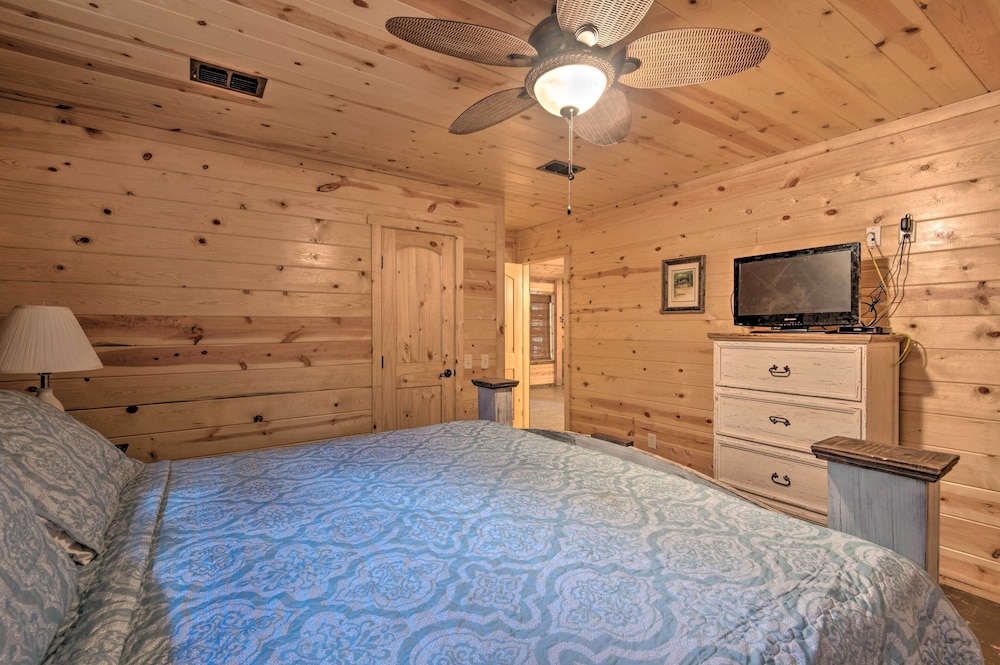 House (2 Bedrooms) photo 2