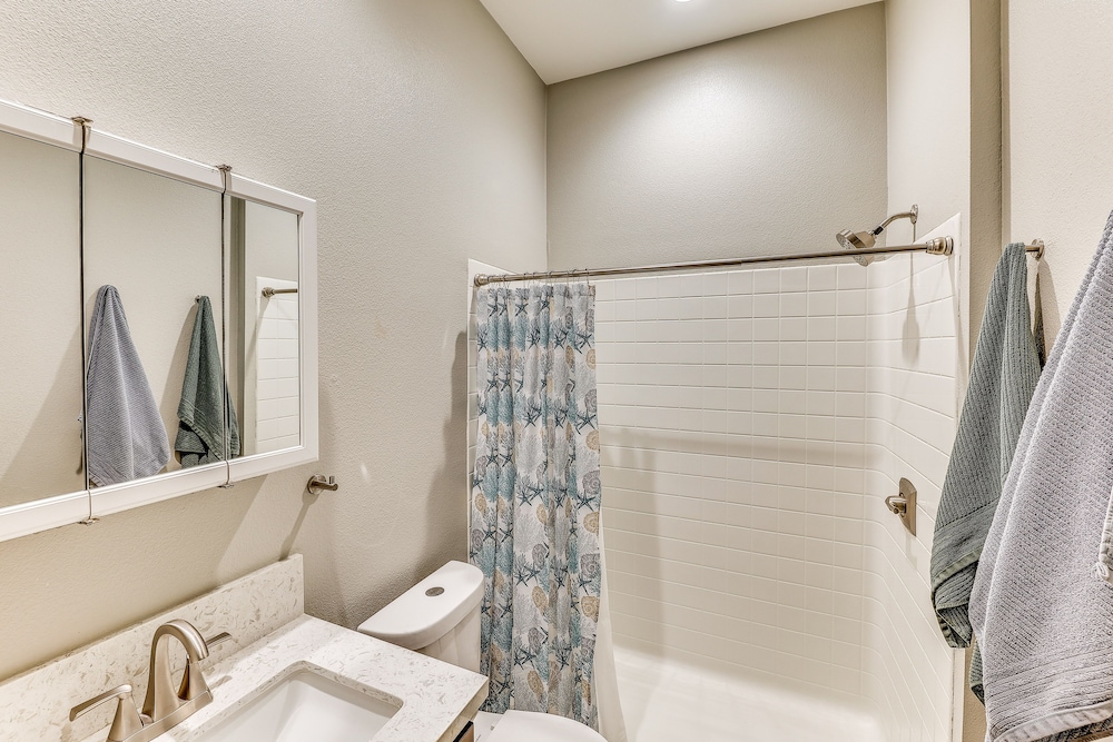 House (2 Bedrooms) photo 2