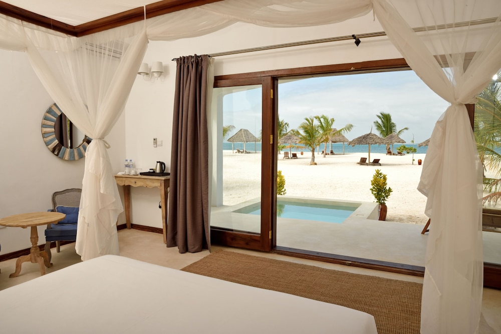 Superior Bungalows Beach Pavilion