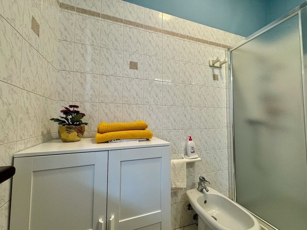 Deluxe Apartment, 1 Bedroom, Kitchenette photo 2