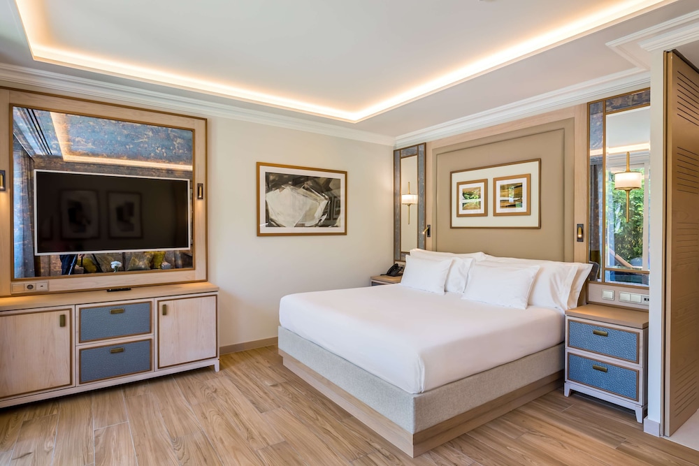 Standard Suite (3 adults + 1 child)