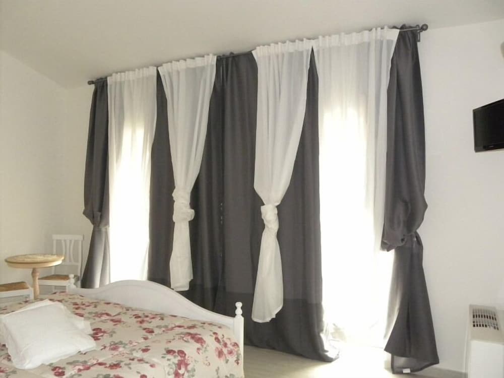 Deluxe Double Room, Garden View (Rondinella) photo 2