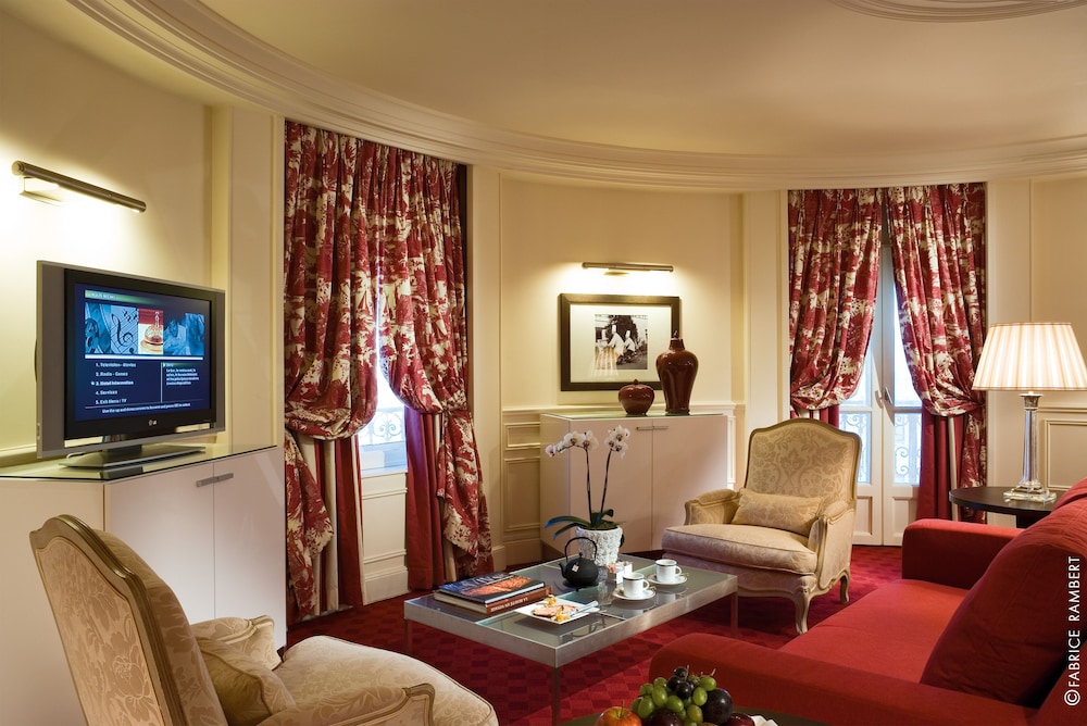 Junior Suite, 1 Double Bed, City View (Circular)