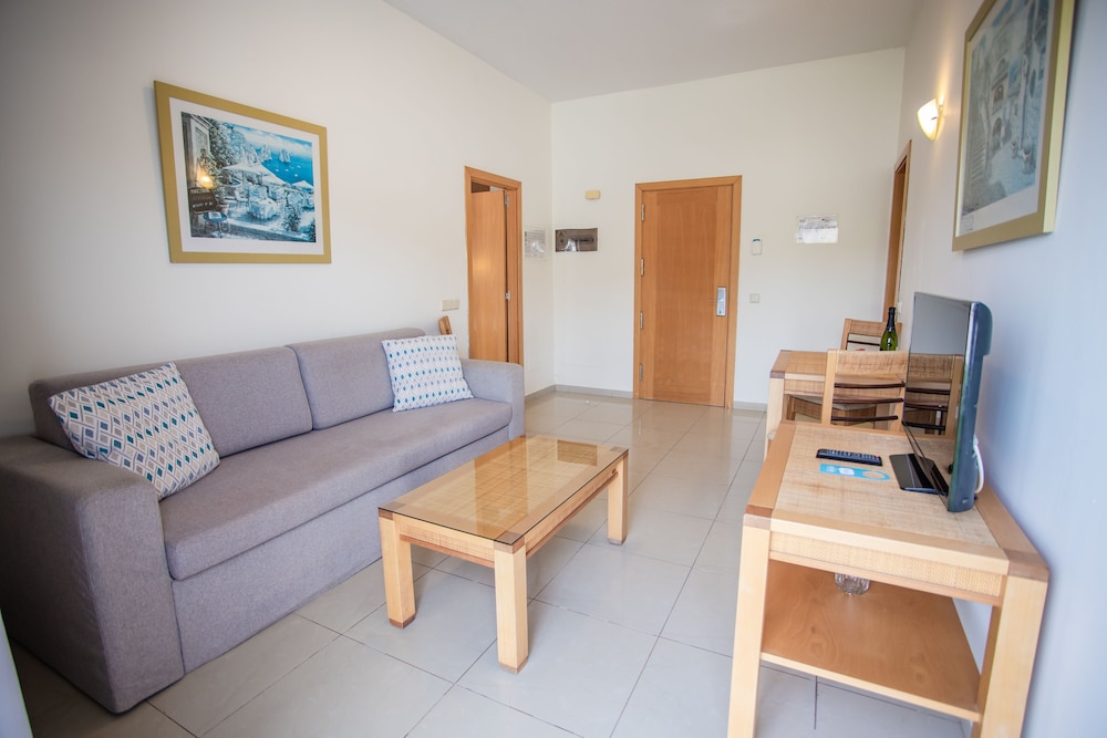 Premium Apartment, Hot Tub, Partial Ocean View (Royal / 2 Adults) - Photo 7