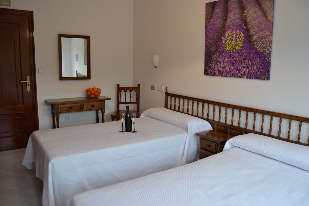 Double Or Twin Room photo 2
