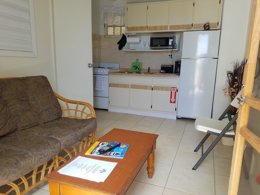 Basic Apartment, 1 Bedroom, Sea View - Photo 2