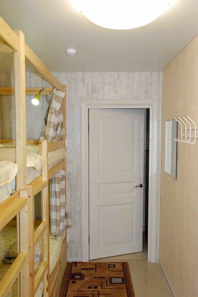 Bed in 4-Beds Male Dormitory Room photo 3