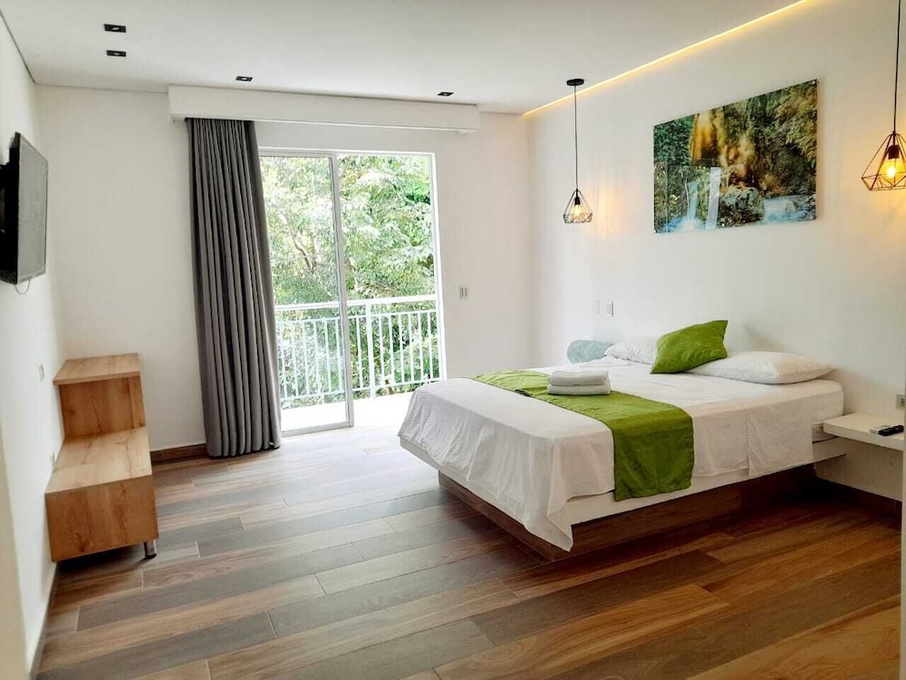 Deluxe Double Room, Courtyard View photo 1