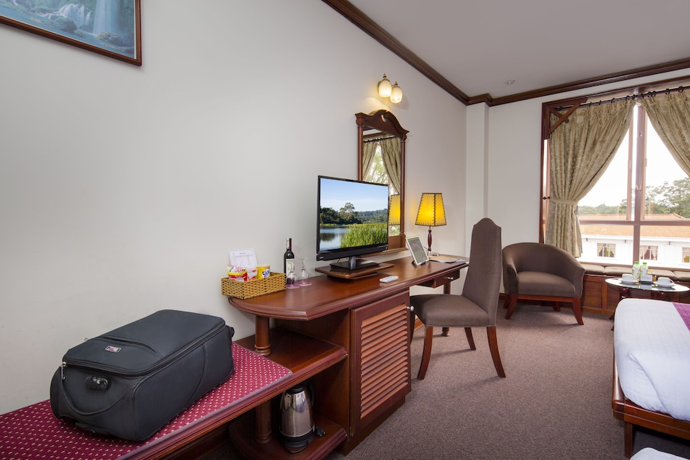 Superior Twin Room, City View - Photo 10